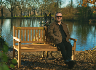 Bench of Hope arrives at Lightwater Country Park