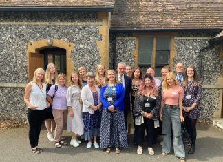 Surrey Heath Ukrainian social hub visited by Michael Gove MP