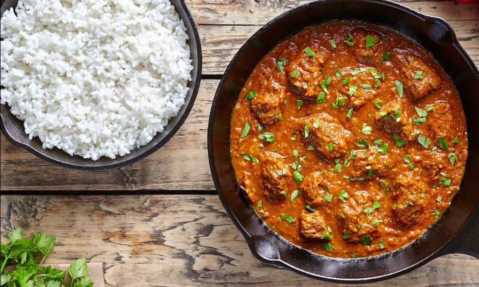 full of curry goodness look no further than our Lamb Madras.